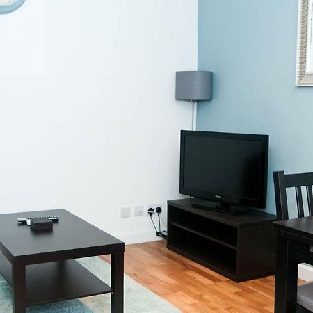 1Bd Apartment In Dalston Лондон Экстерьер фото